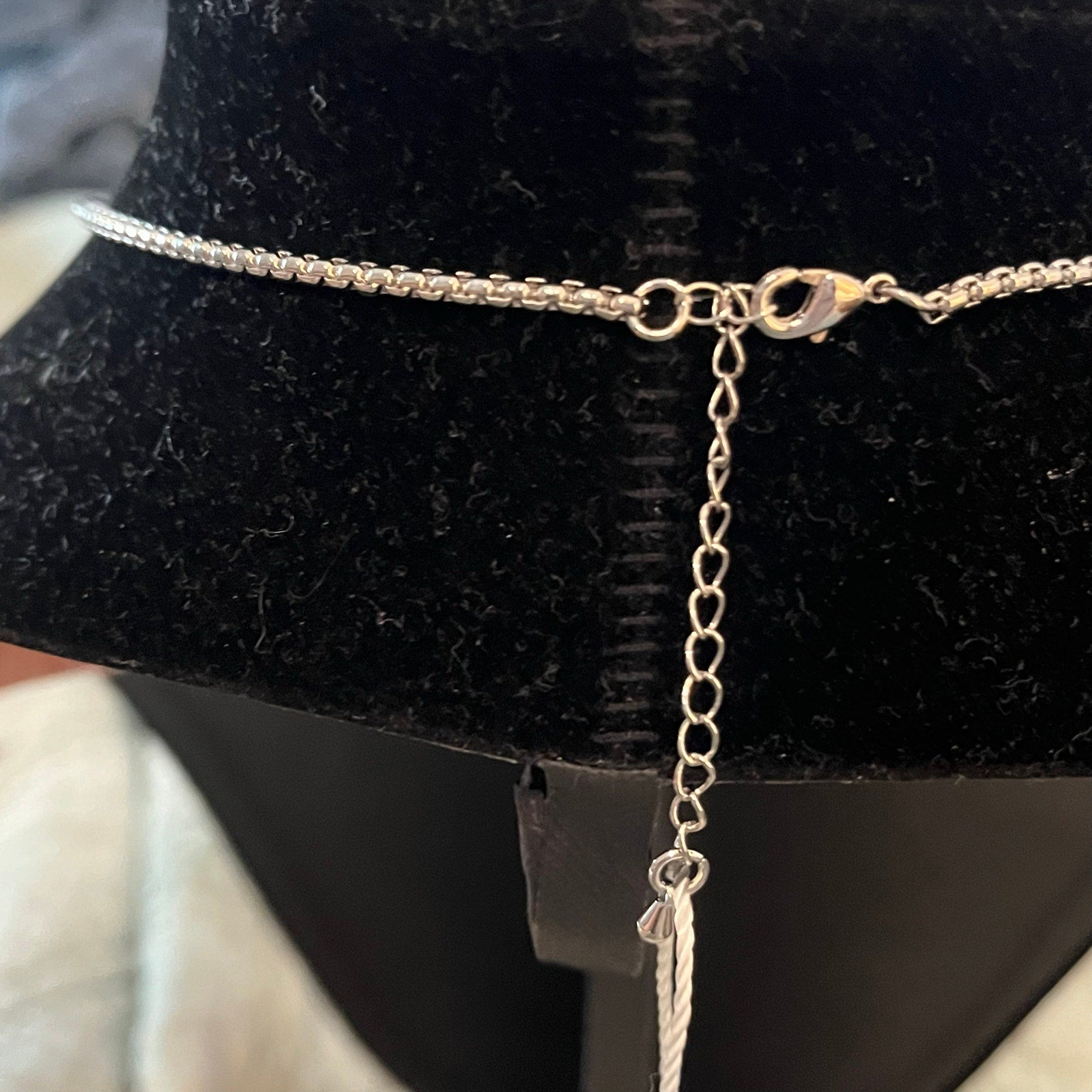 DanielMark White Gold Rose Necklace