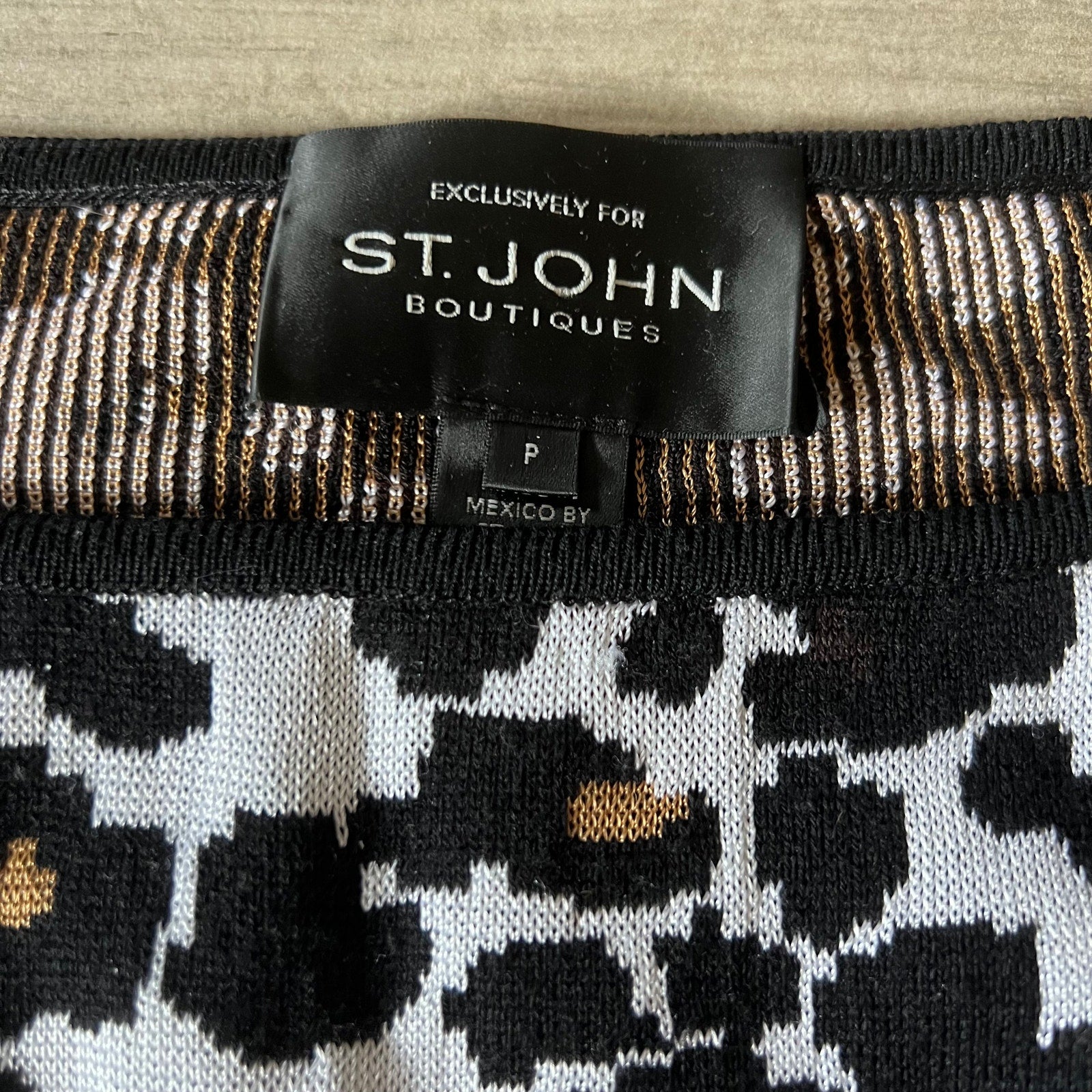St. John Boutique Knit Sweater